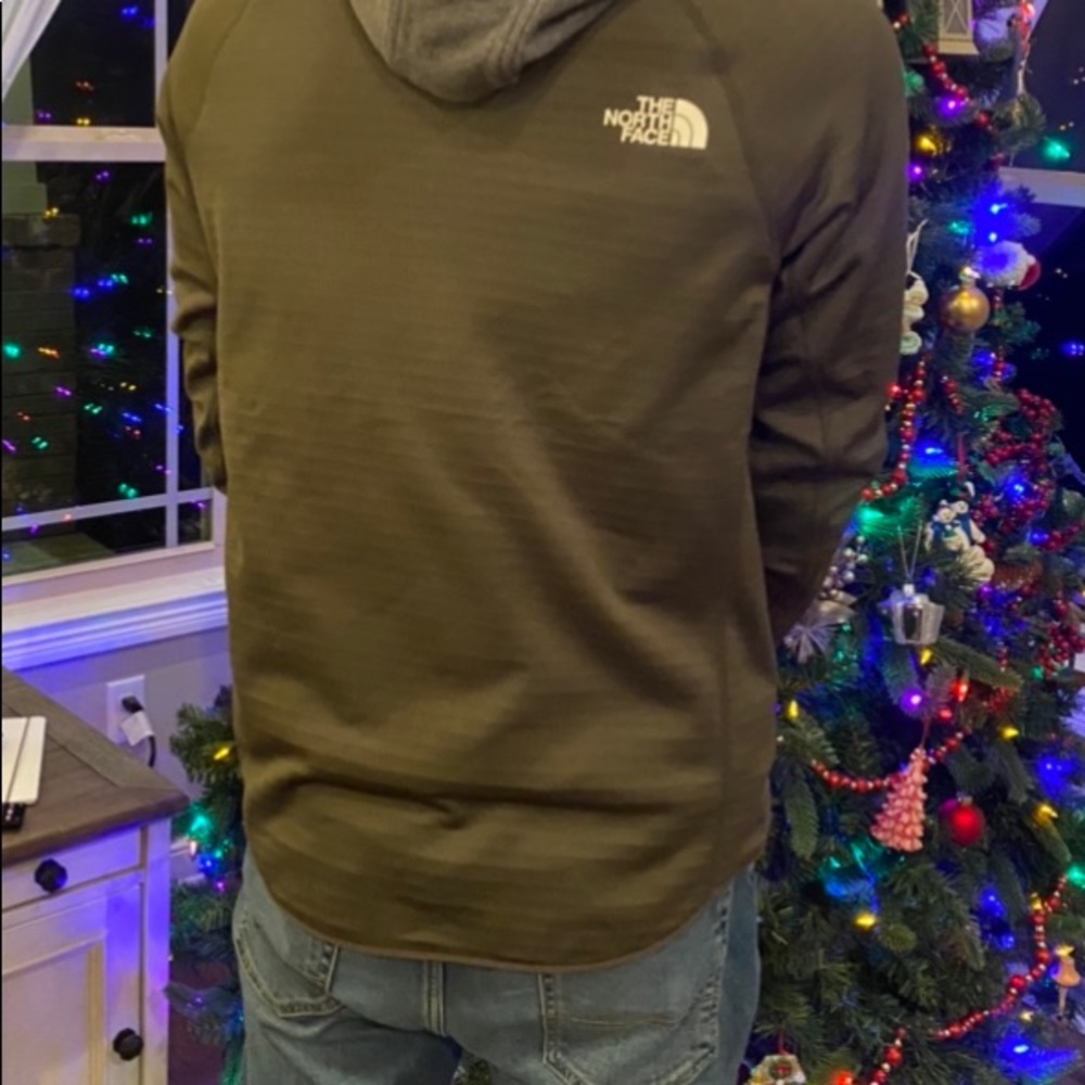 The North Face NWT, mens light jacket